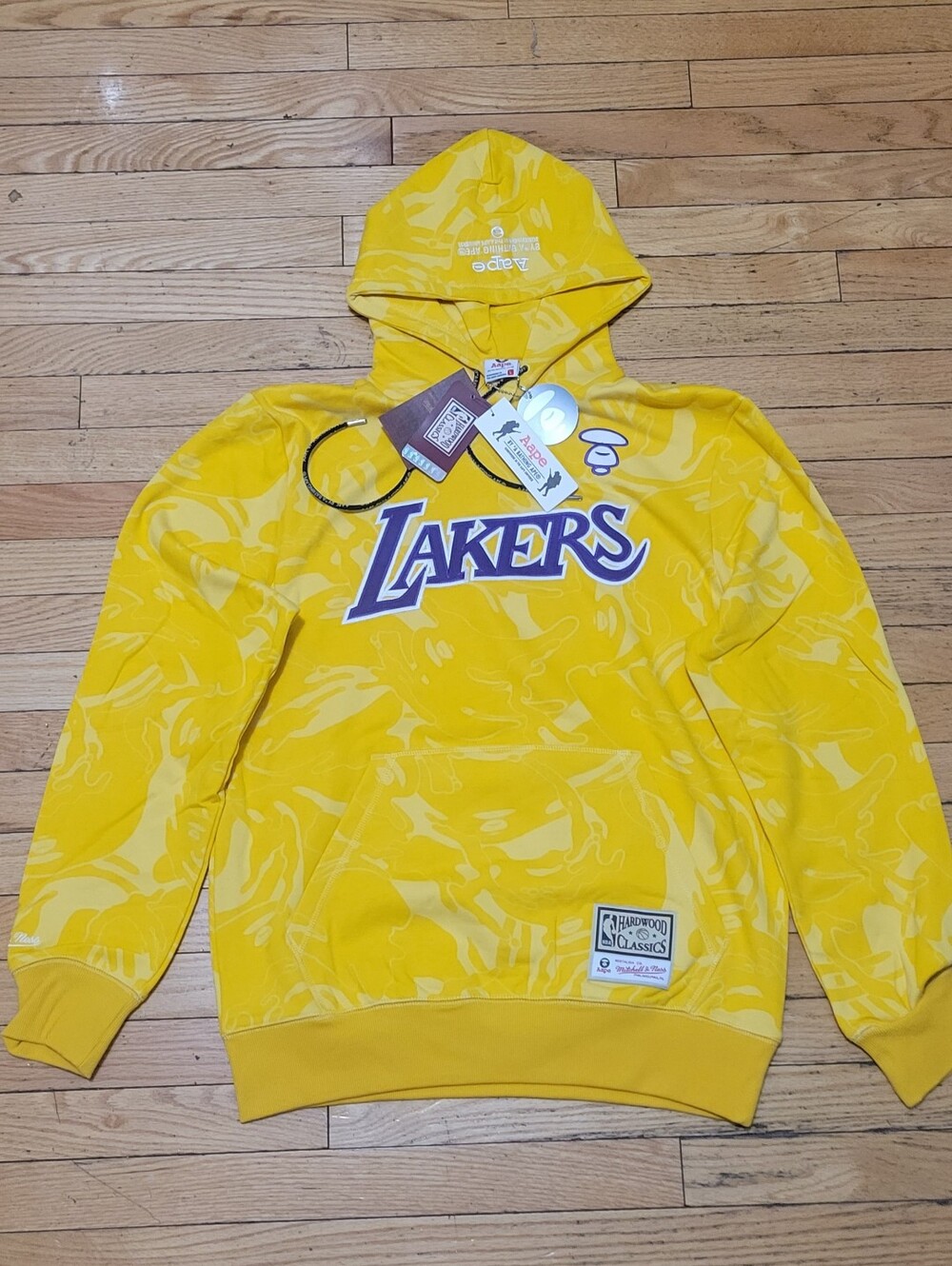 Aape x Mitchell & Ness Lakers Hoodie size Large
